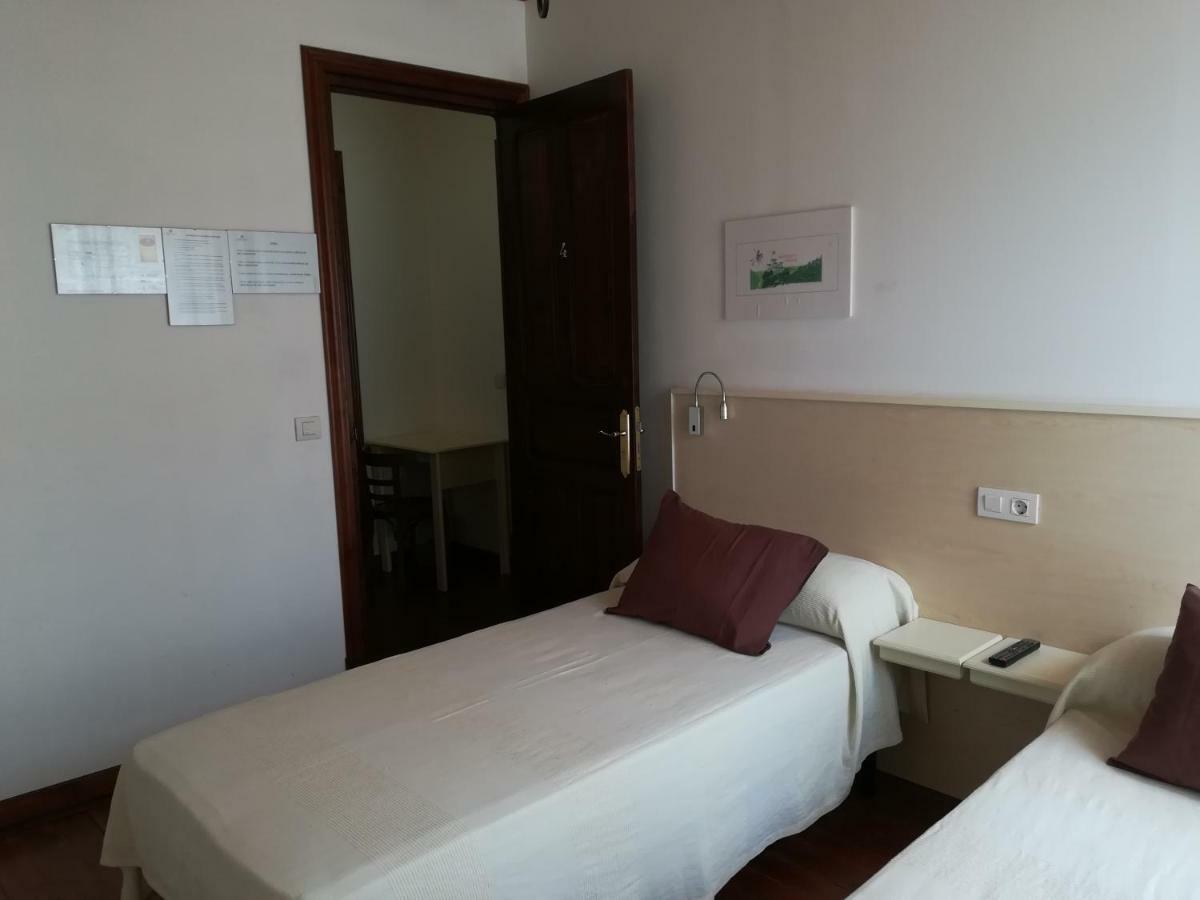 Casa Simon Hotel Triacastela Ngoại thất bức ảnh