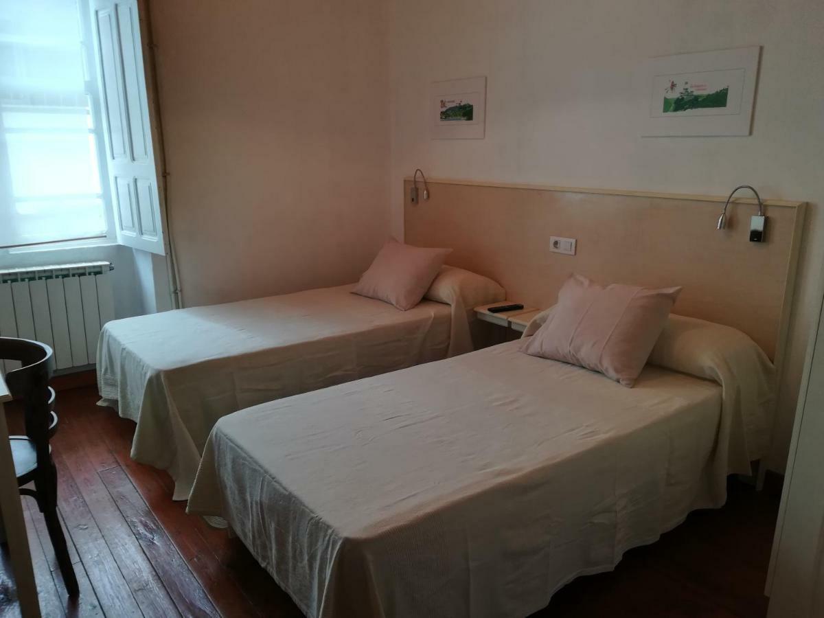 Casa Simon Hotel Triacastela Ngoại thất bức ảnh