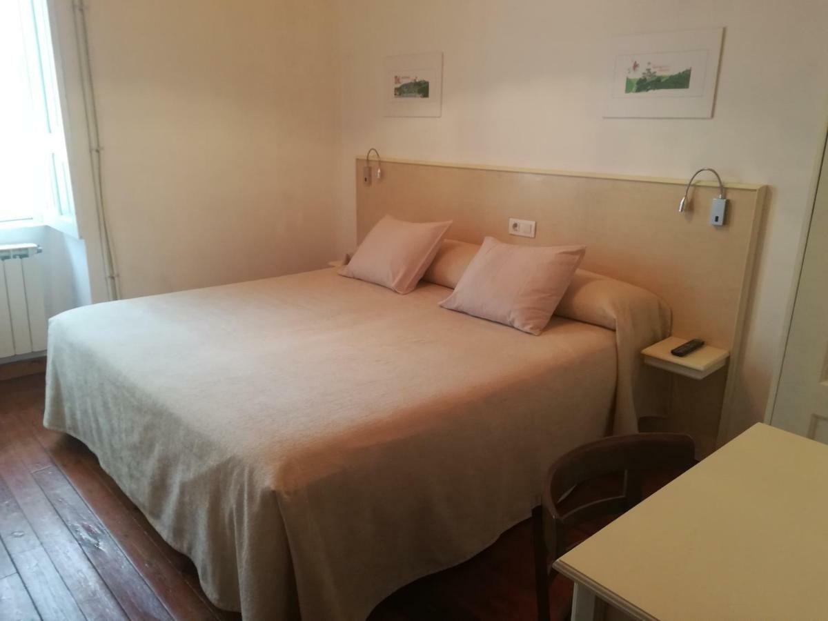 Casa Simon Hotel Triacastela Ngoại thất bức ảnh